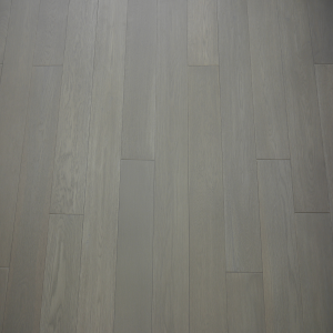 125mm x 14/3mm x random lengths Smoky Oak Brush & Lacquered Rustic Grade Engineered Wood Flooring 