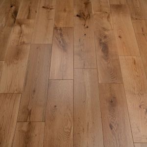 150mm x 18mm x random lengths Rustic Grade Oak Lacquered Solid Wood Flooring 